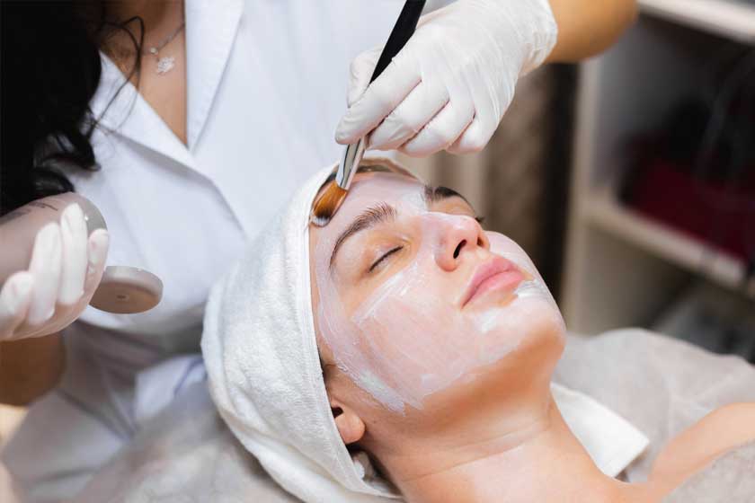 Knee Pain Physiotherapy Facial (Spa)